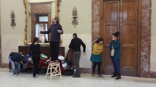 Protesta Teatro Pinelli in Comune 2 3 2015 f