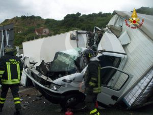 Incidente autostrada Messina Palermo6