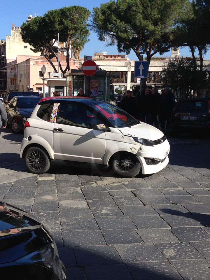 Barcellona incidente minicar1 Sicilians