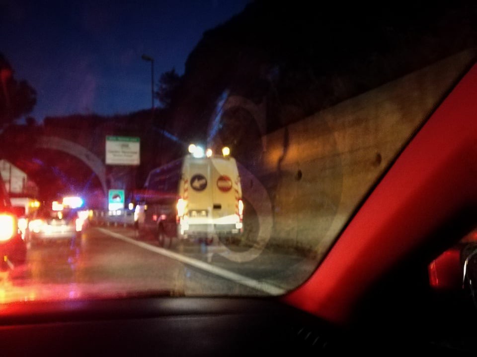 Incidente autostrada 5 Sicilians