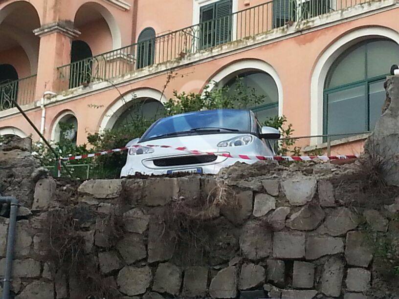 Messina caduta muro auto 5 Sicilians