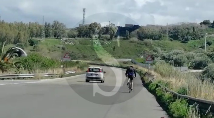 Bicicletta autostrada 2 a Sicilians