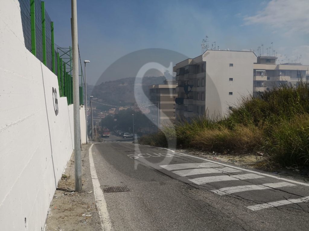 Messina incendio exPolveriera Bisconte 8 Sicilians