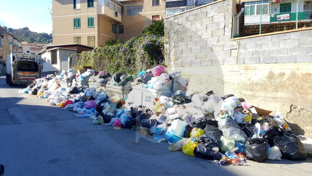 Messina rifiuti 3 Sicilians