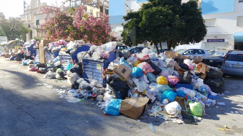 Messina rifiuti 7 Sicilians