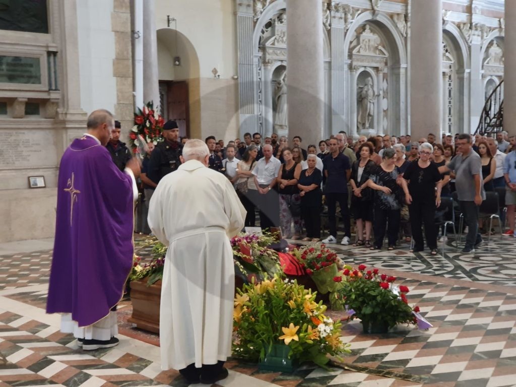 Messina FuneraliSalvatoreDAnna 12 Sicilians