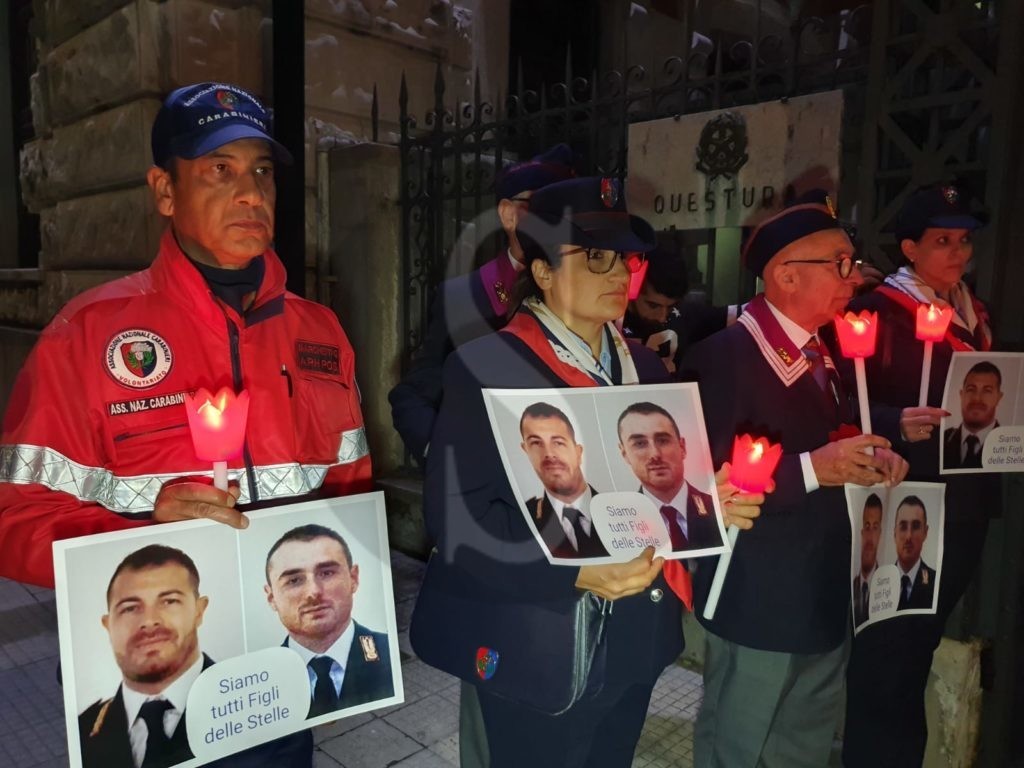 Messina manifestazione Polizia 5 Sicilians