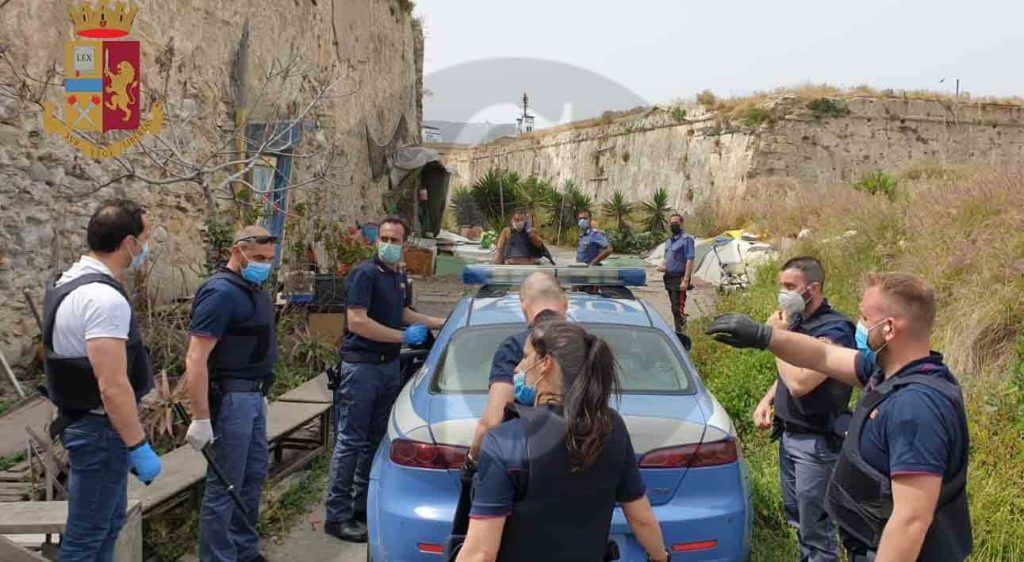 Messina polizia grotte sanraineri 2 sicilians